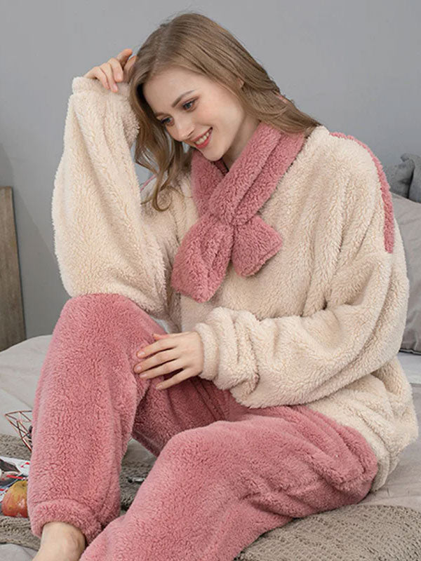 Pyjama En Polaire Pour Femme Crème et Rose "Flocon de Douceur" | Pyjama Shop