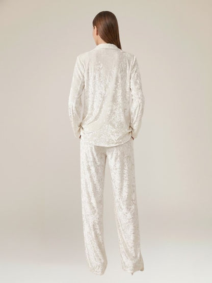 Pyjama En Velours Blanc Pour Femme "Étreinte de Velours" | Pyjama Shop