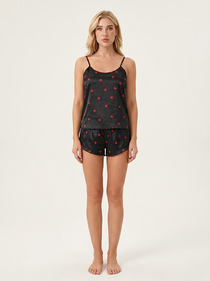 Pyjama En Satin Noir à Cœur Rouge Pour Femme "Étreinte de Rêve" | Pyjama Shop​