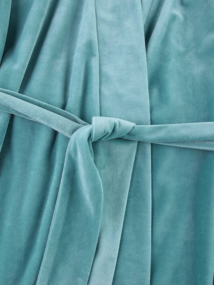 Robe De Chambre En Velours Pour Femme "Velours de Rêve" | Pyjama Shop