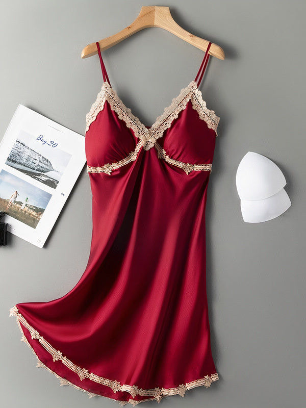 Nuisette Romantique Élégante en Col V "Rouge" | Pyjama Shop