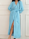 Robe de Chambre Col V en Satin pour Femme &quot;Bleu Ciel&quot; | Pyjama Shop
